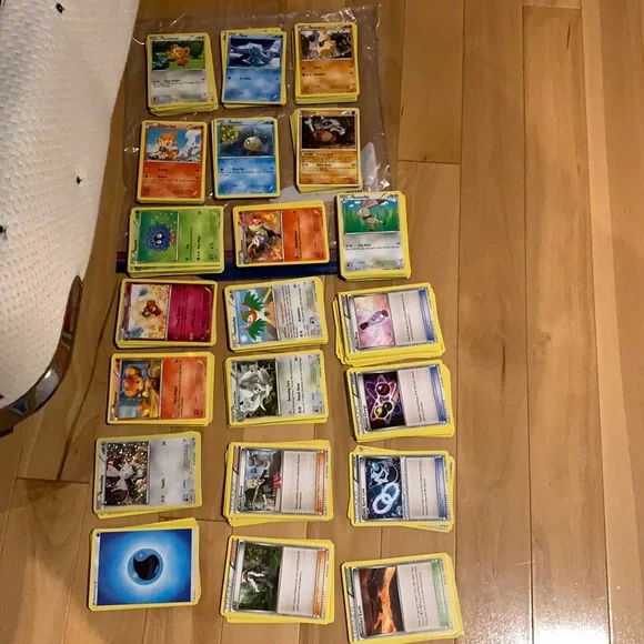 Huge Lot of Pokemon Cards Approx. 406 cards - Picture 10 of 17